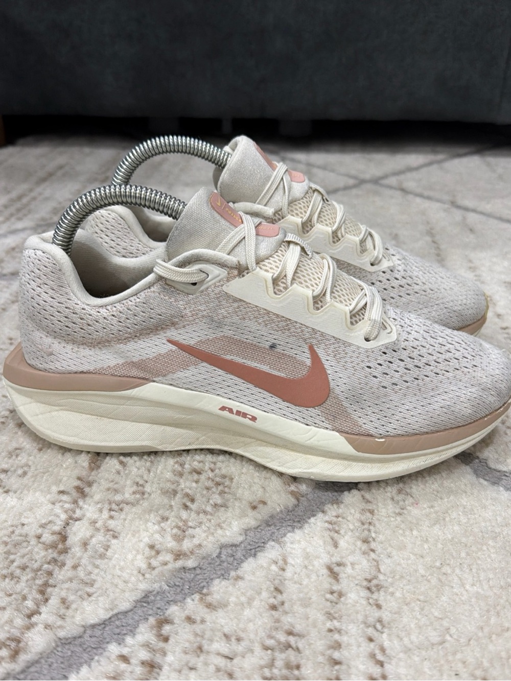 Nike Air Winflo 11 White Rose Pink Women’s Size 7 FJ9510-109 Athletic Running